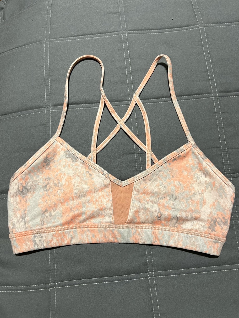 alo sports bra